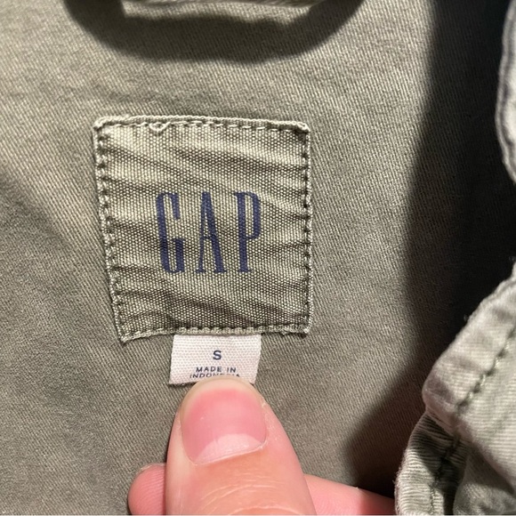GAP Women’s Military Style Field Olive Green Jacket - Picture 3 of 6